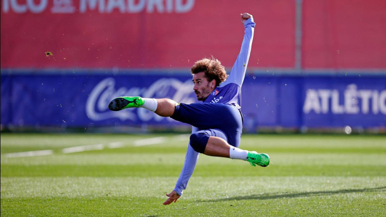 El Atlético se entrena sin Julián Alvarez, Oblak y Musso