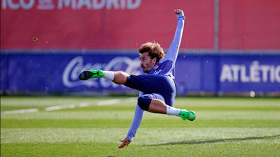 El Atlético se entrena sin Julián Alvarez, Oblak y Musso