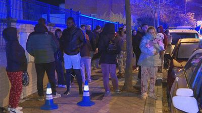 Un incendio en un garaje de Colmenar Viejo obliga a desalojar a 150 personas