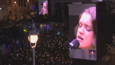 'El encuentro' de Apple: Amaia, Dellafuente, Israel Fernández y Yerai Cortés llenan la Puerta del Sol