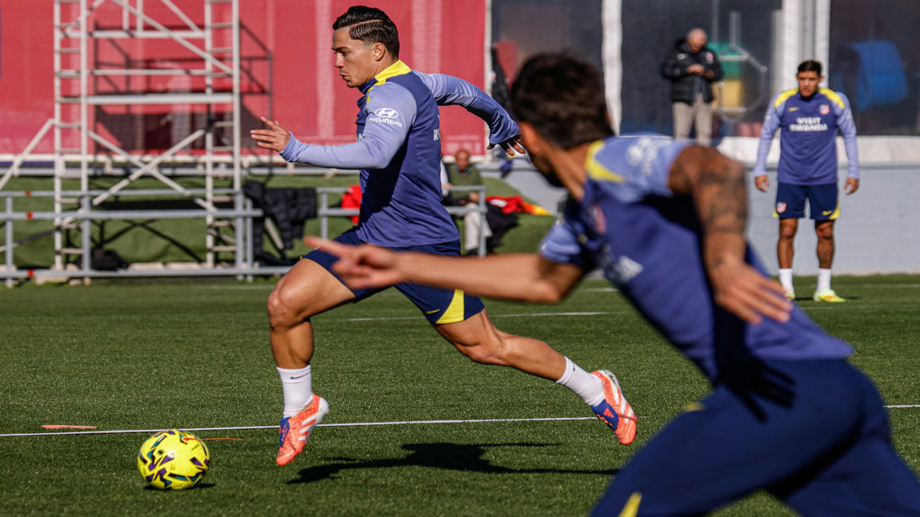 Giuliano se retira del entrenamiento; Julián Alvarez y Oblak trabajan en el gimnasio