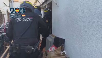 Cae una banda que robaba con violencia relojes de lujo en la 'Milla de Oro' y en Chamberí