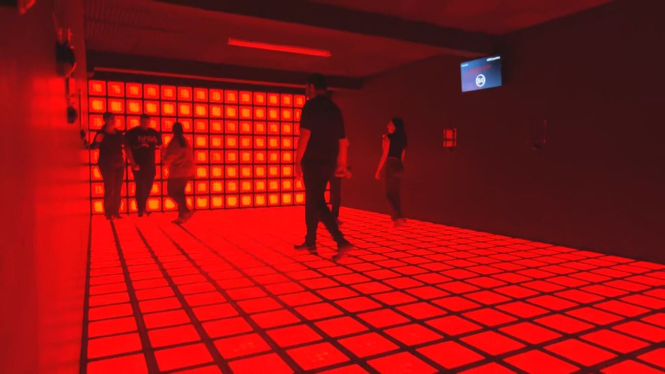 La experiencia ‘el suelo es lava’ más grande de Europa está en Madrid