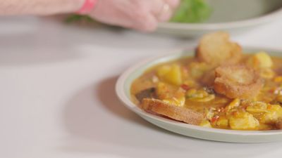 Sabor a Madrid: Caldereta de pescado en La Elipa