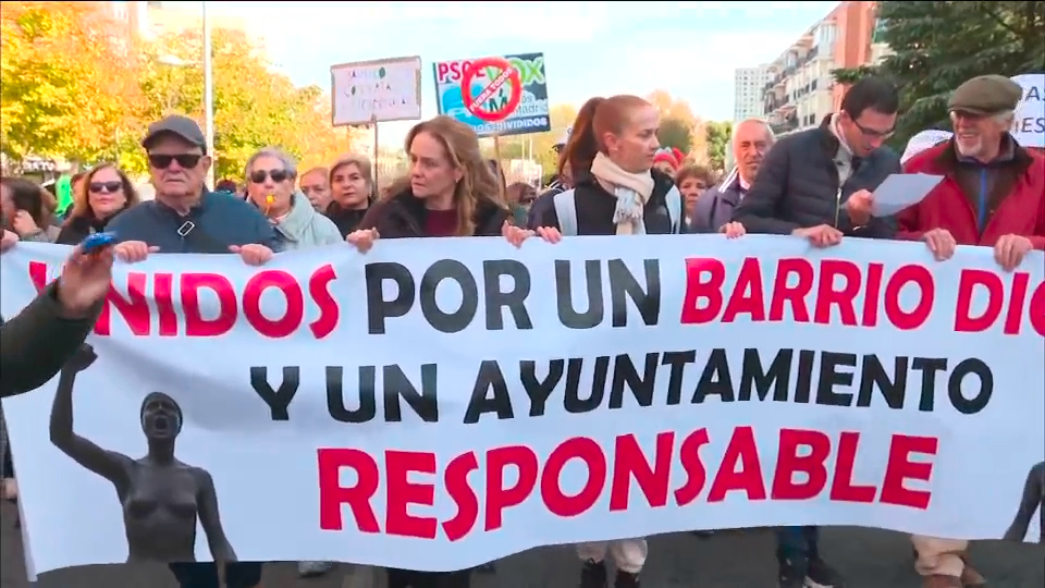 Los vecinos de Coslada reclaman calles limpias, sin baches y accesibles