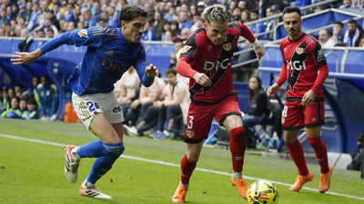 0-0. El Rayo desaprovecha un penalti y superioridad numérica en Oviedo