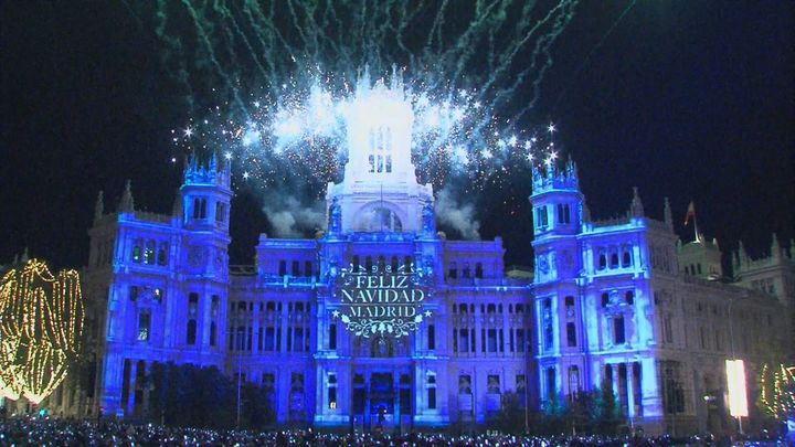 Madrid inaugura la Navidad con un increíble encendido de luces