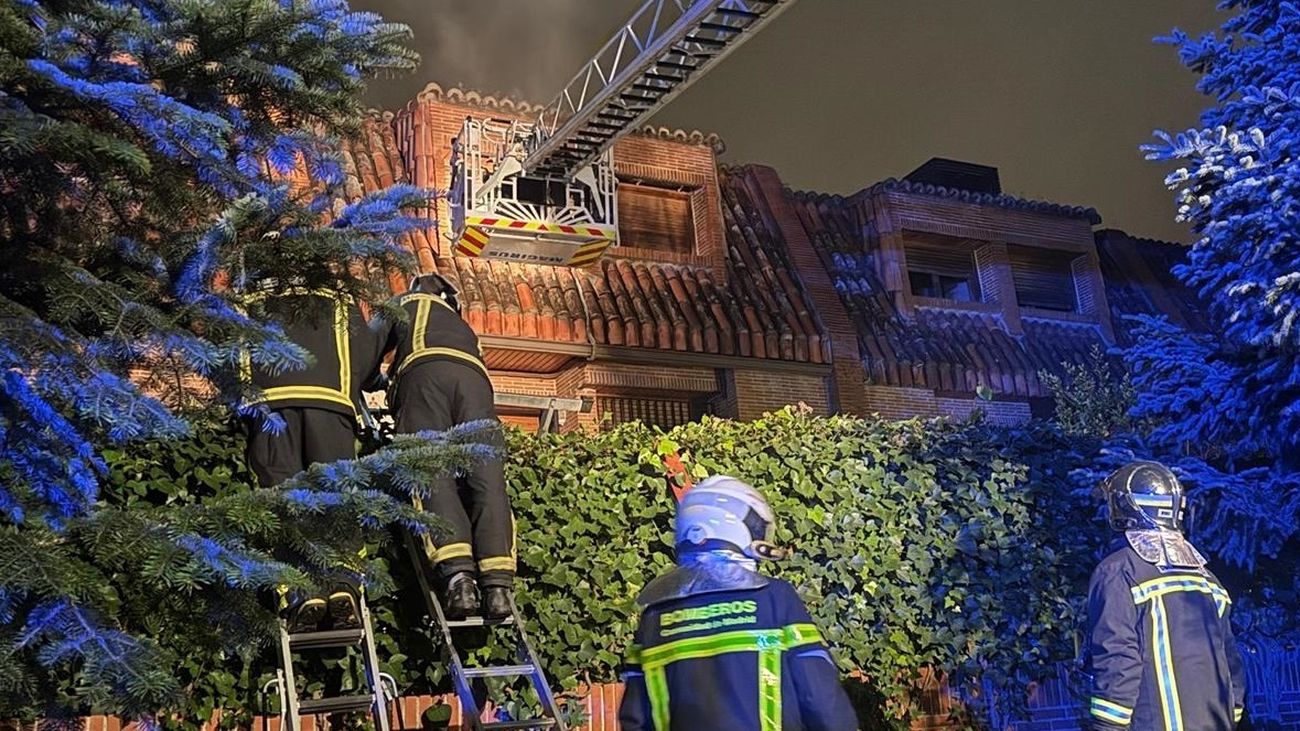 Muere un hombre de 96 años en el incendio de una vivienda en Las Rozas