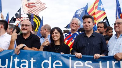 Aliança Catalana igualaría a Junts que cae detrás de PSC y ERC según el barómetro catalán