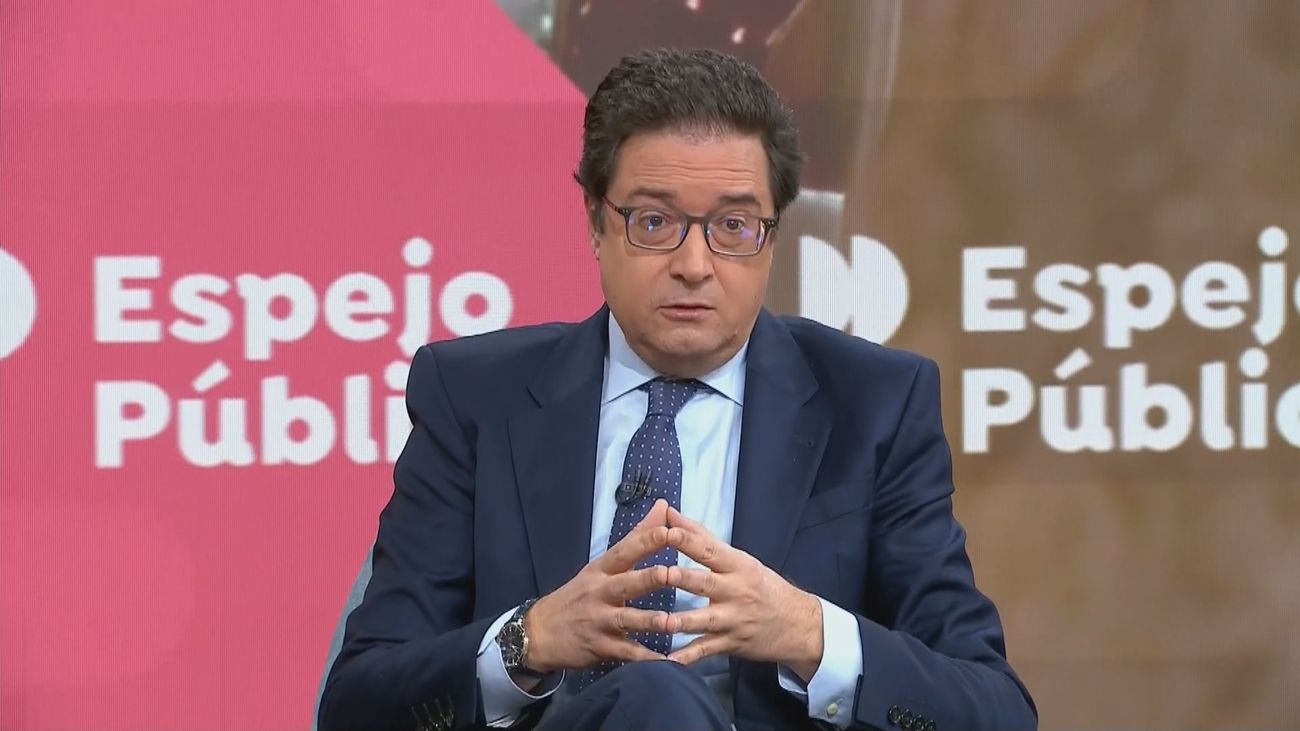 Óscar López critica a los jueces que "atienden la llamada de Aznar" y que "niegan la legitimidad" del Gobierno