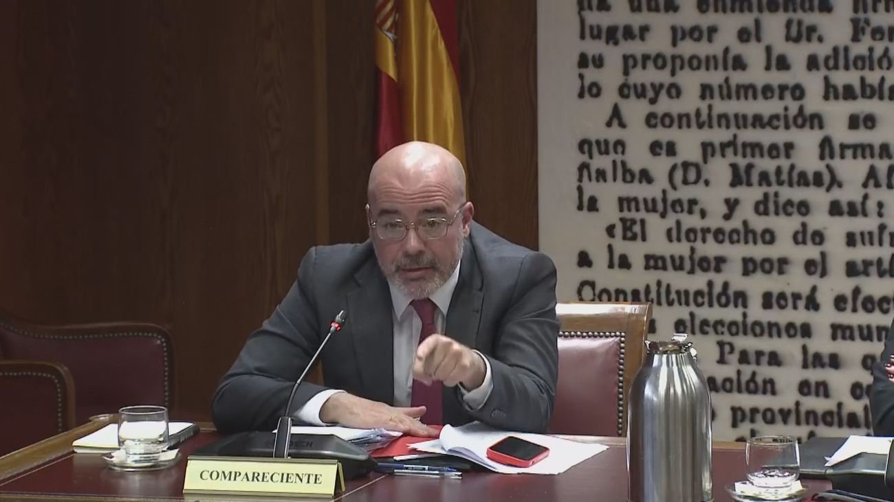 Francisco Martín sugiere que el suegro de Sánchez no financió la candidatura a primarias del PSOE