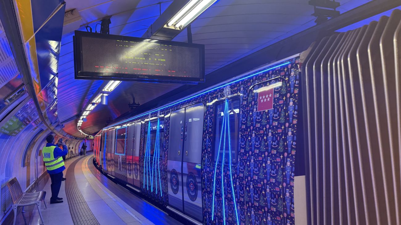 El Tren de la Navidad vuelve a Metro de Madrid: fechas, horario, recorrido y todo lo que tienes que saber