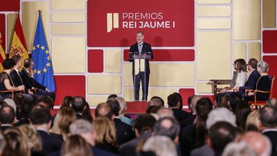 Felipe VI insta a sumar esfuerzos para armar un sistema de ciencia y tecnología potente
