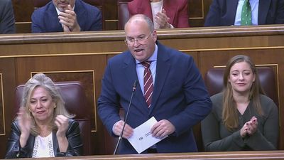 La oposición reprocha al Gobierno su apoyo al fiscal condenado