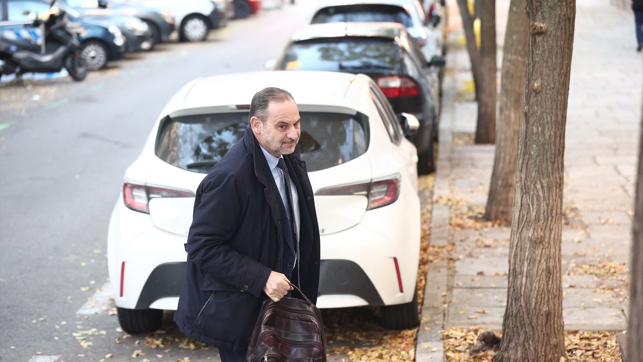 La Fiscalía pide prisión sin fianza para Ábalos y Koldo por riesgo de fuga