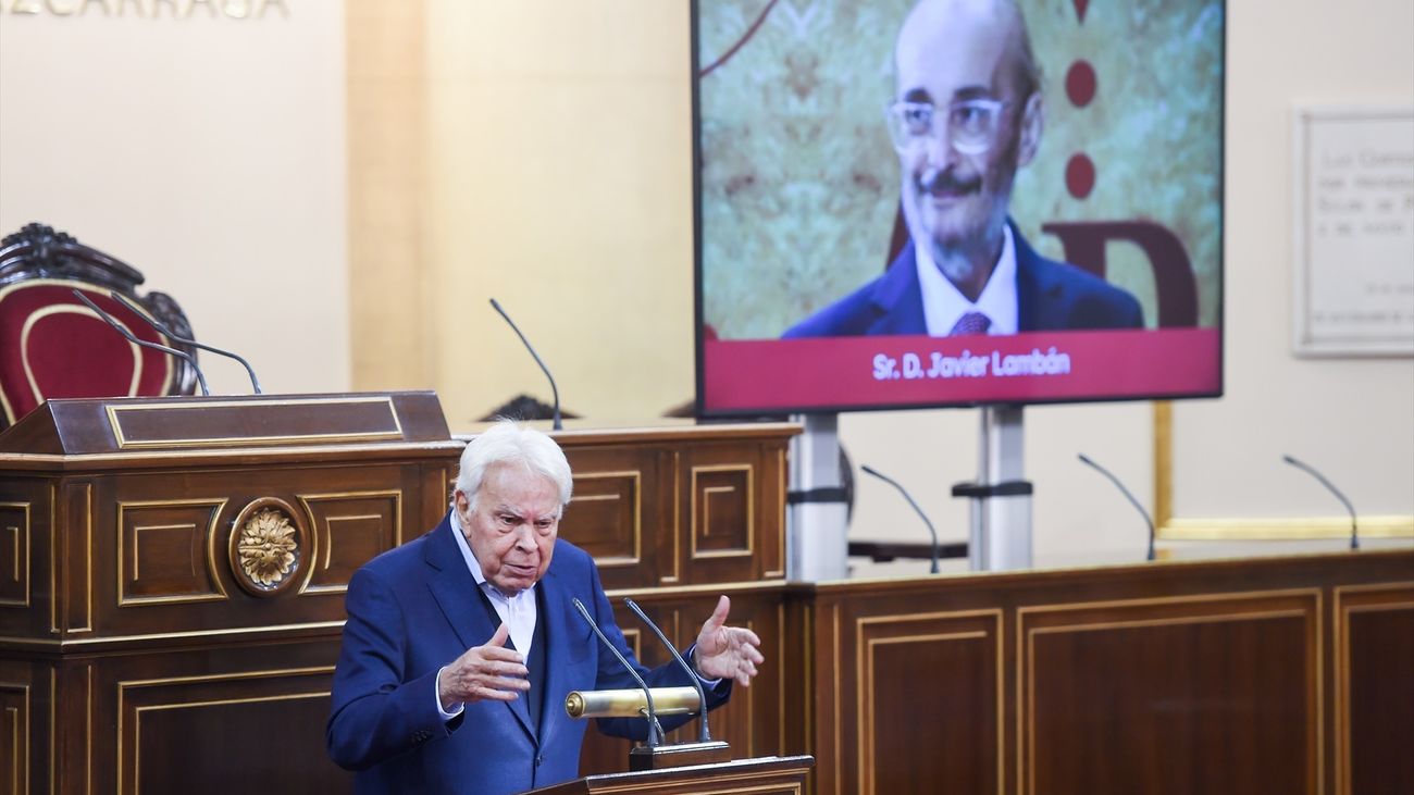 El Senado rinde un homenaje póstumo a Javier Lambán