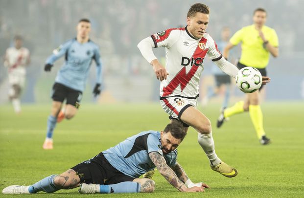 Alemano ante el Slovcan de Bratislava / EFE