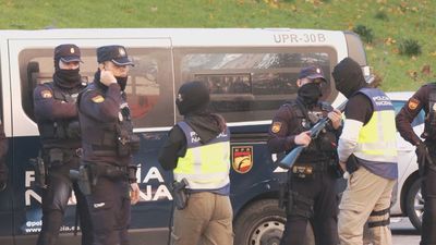 Operación policial para terminar con el "infierno" de los vecinos de la calle Cullera en Latina