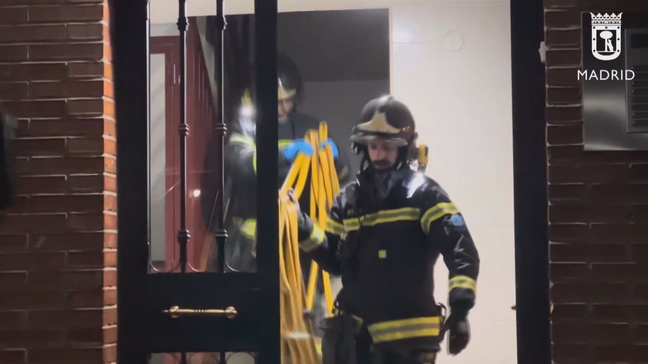 Muere un hombre de 50 años en el incendio de su vivienda en Villaverde