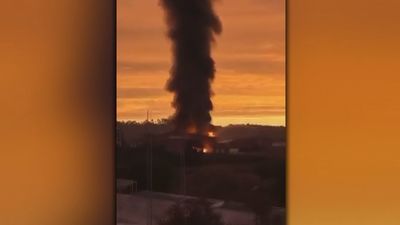Tres heridos graves en un incendio industrial en Caldes de Montbui (Barcelona)