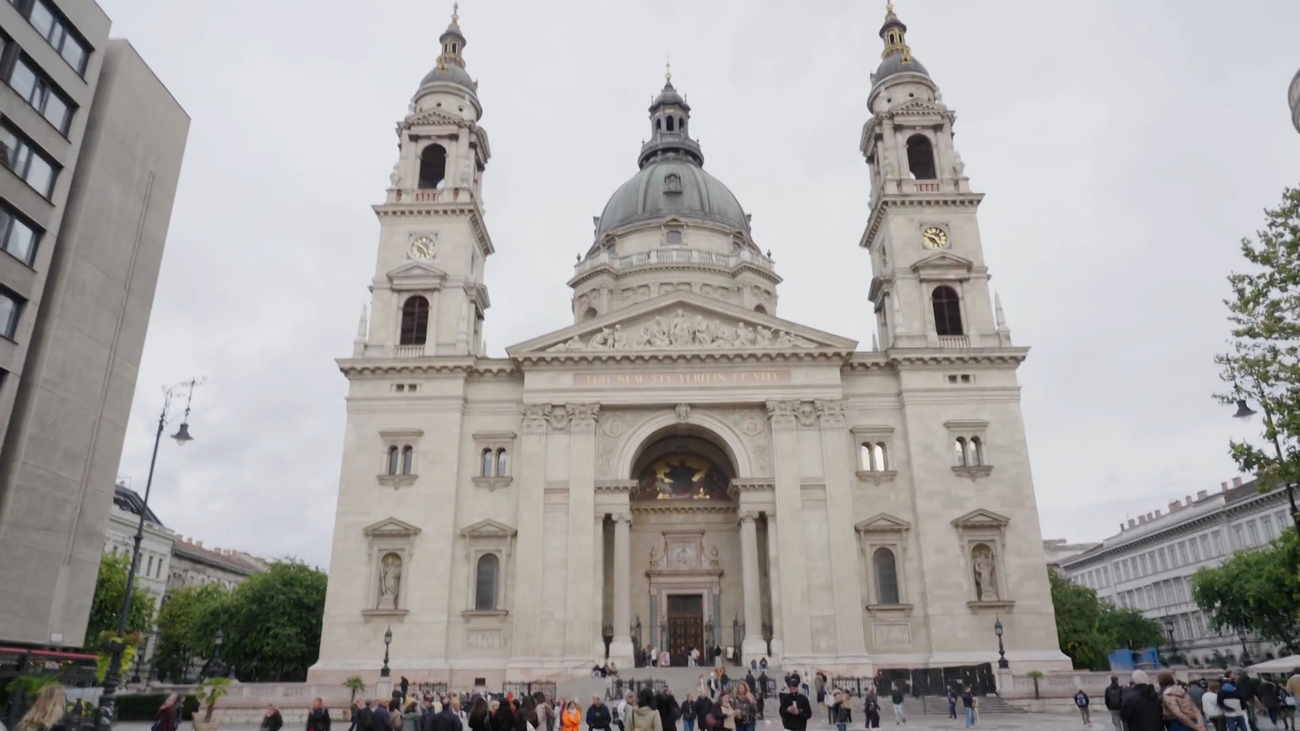 La reliquia que guarda la iglesia más grande de Hungría