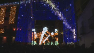 Móstoles brilla como nunca por Navidad con un millón de luces led