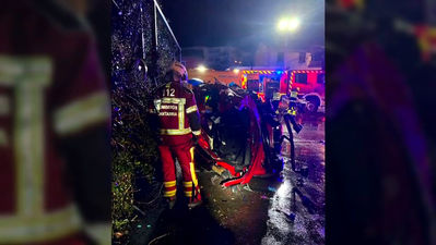 Mueren tres jóvenes en una salida de vía en el municipio cántabro de Cabezón de la Sal