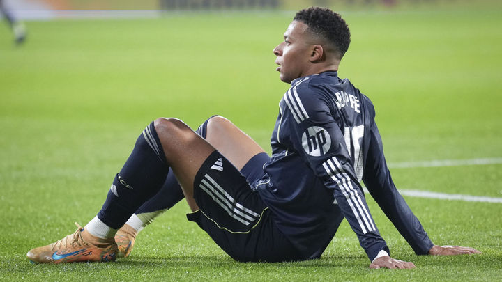 Mbappé, tratamiento conservador en la rodilla; Asencio, descartado contra el Getafe