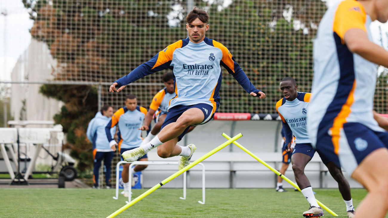 El Real Madrid prepara la visita al Athletic con la duda de Asencio