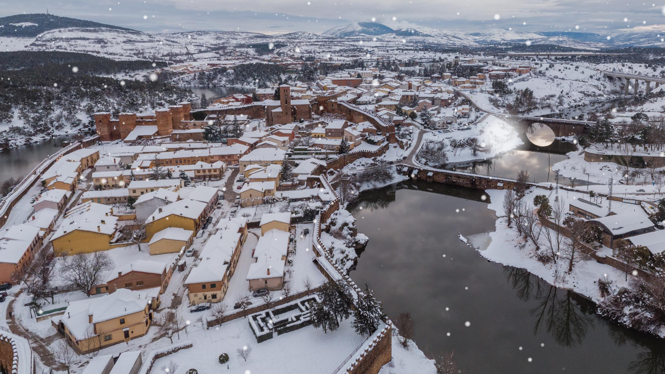 Estampa invernal de Buitrago del Lozoya