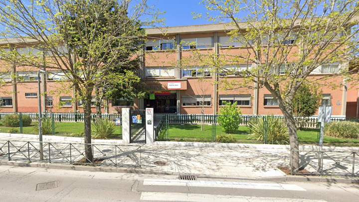 Reclaman la retirada del amianto del colegio Buenos Aires de Pinto