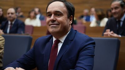 Juanfran Pérez Llorca toma posesión como nuevo presidente de la Comunidad Valenciana y pide perdón a las víctimas de la dana