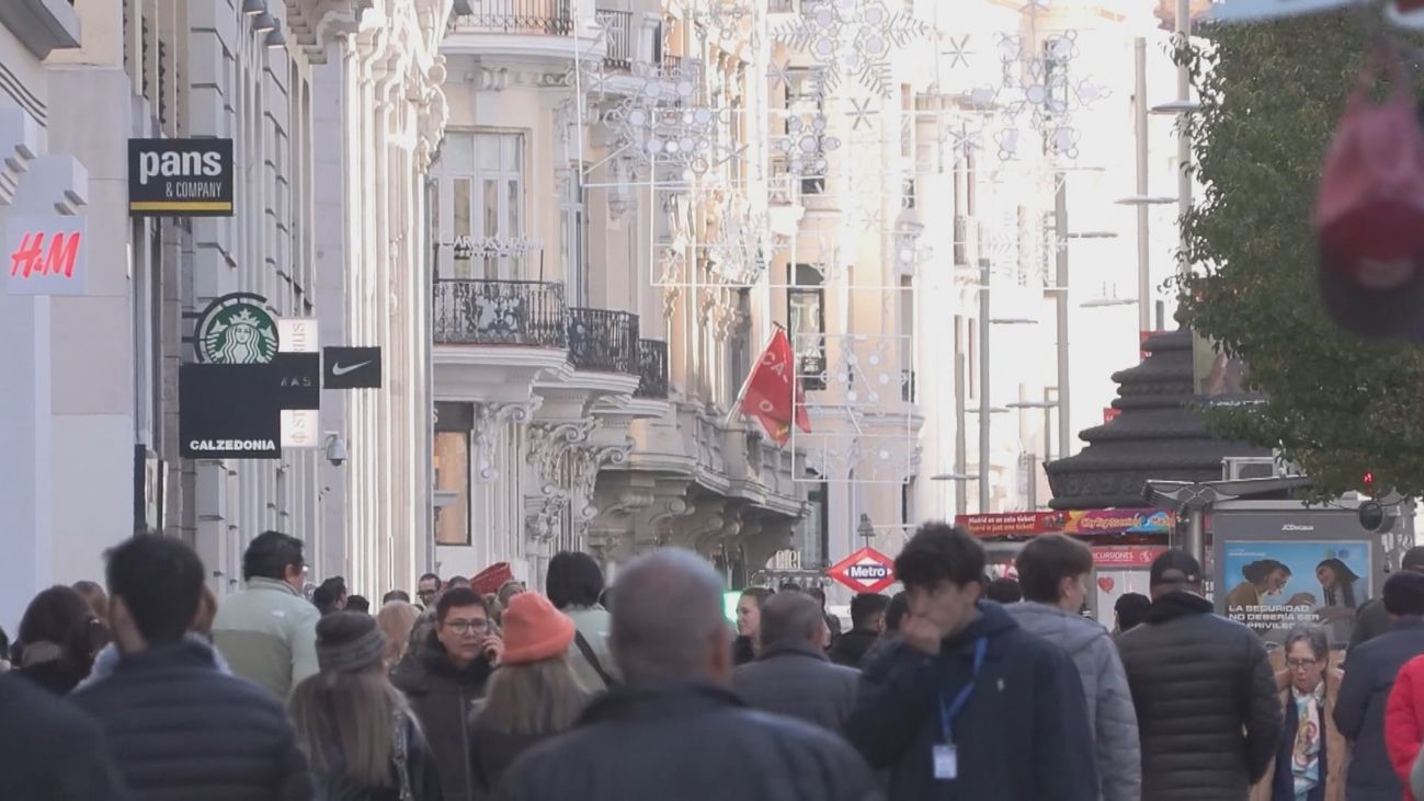 España se acerca a los 49,5 millones de habitantes