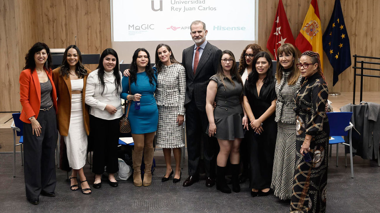 Los Reyes se reúnen con mujeres supervivientes de la trata