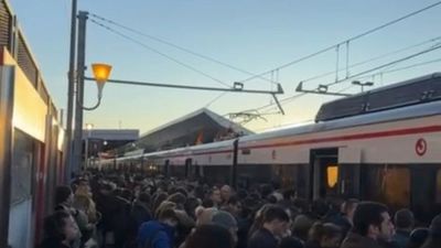 Retrasos en los Cercanías Madrid entre Atocha y Alcalá de Henares por la avería de un tren en El Pozo