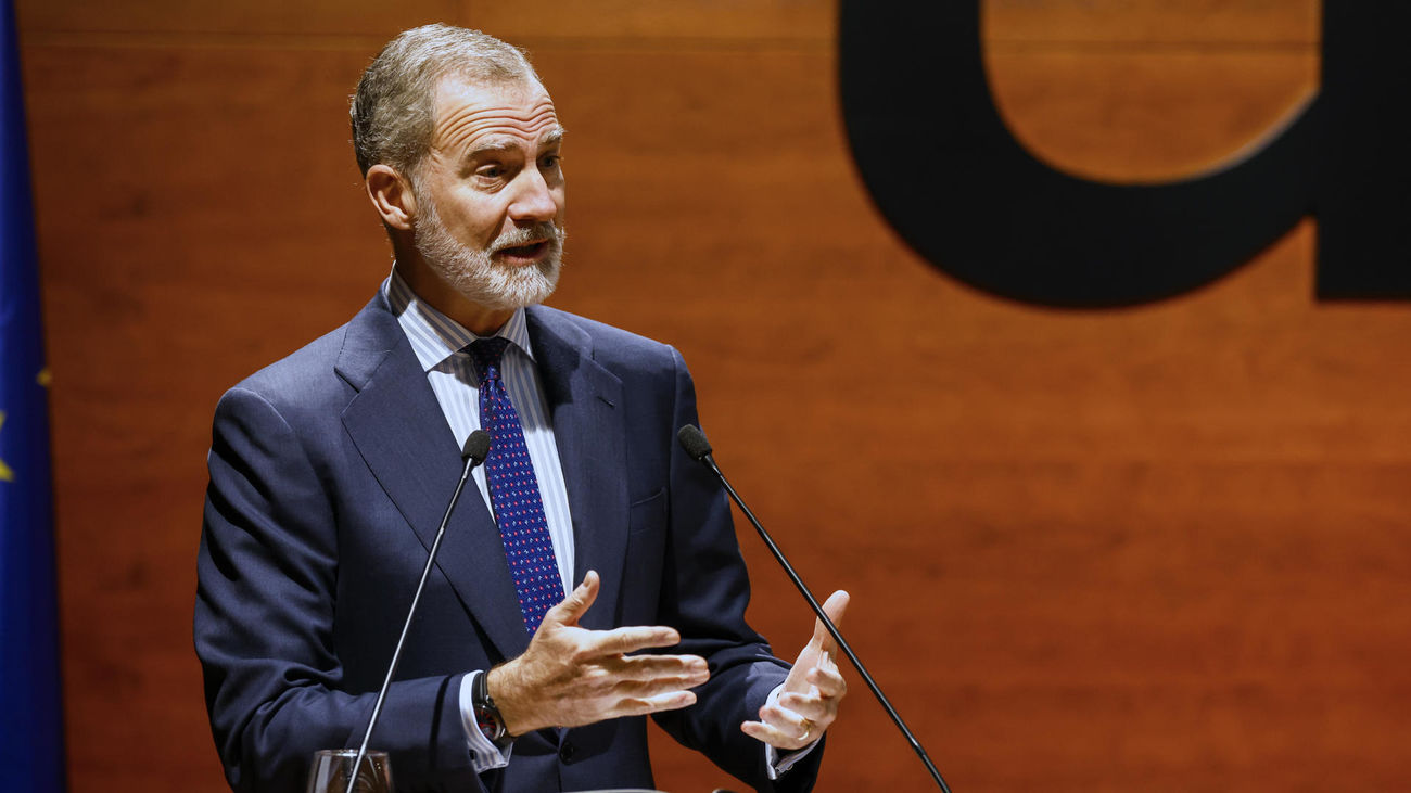 Felipe VI: "Se necesita una permanente renovación para mantener la legitimidad del ejercicio"