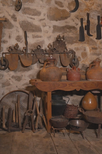 El desván del 'Zorro Corredero', un tesoro etnológico desconocido