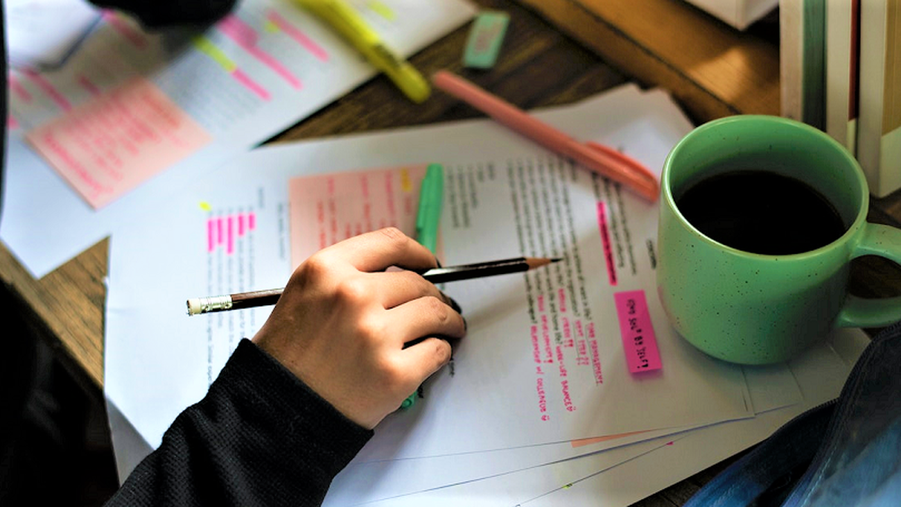 Cómo preparar tu espacio de estudio para opositar, los consejos de Rafa Montes