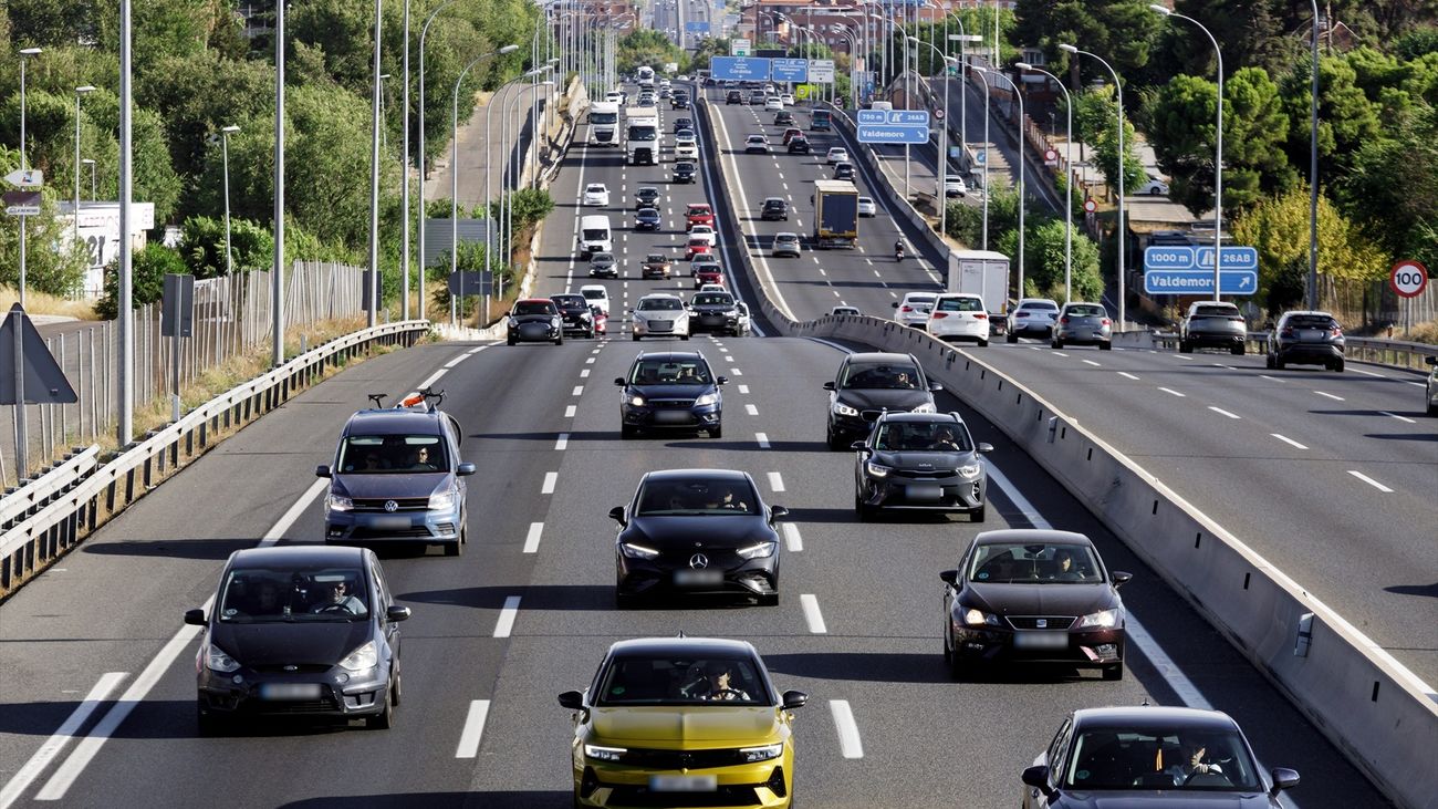 Vehículos en la carretera A-4