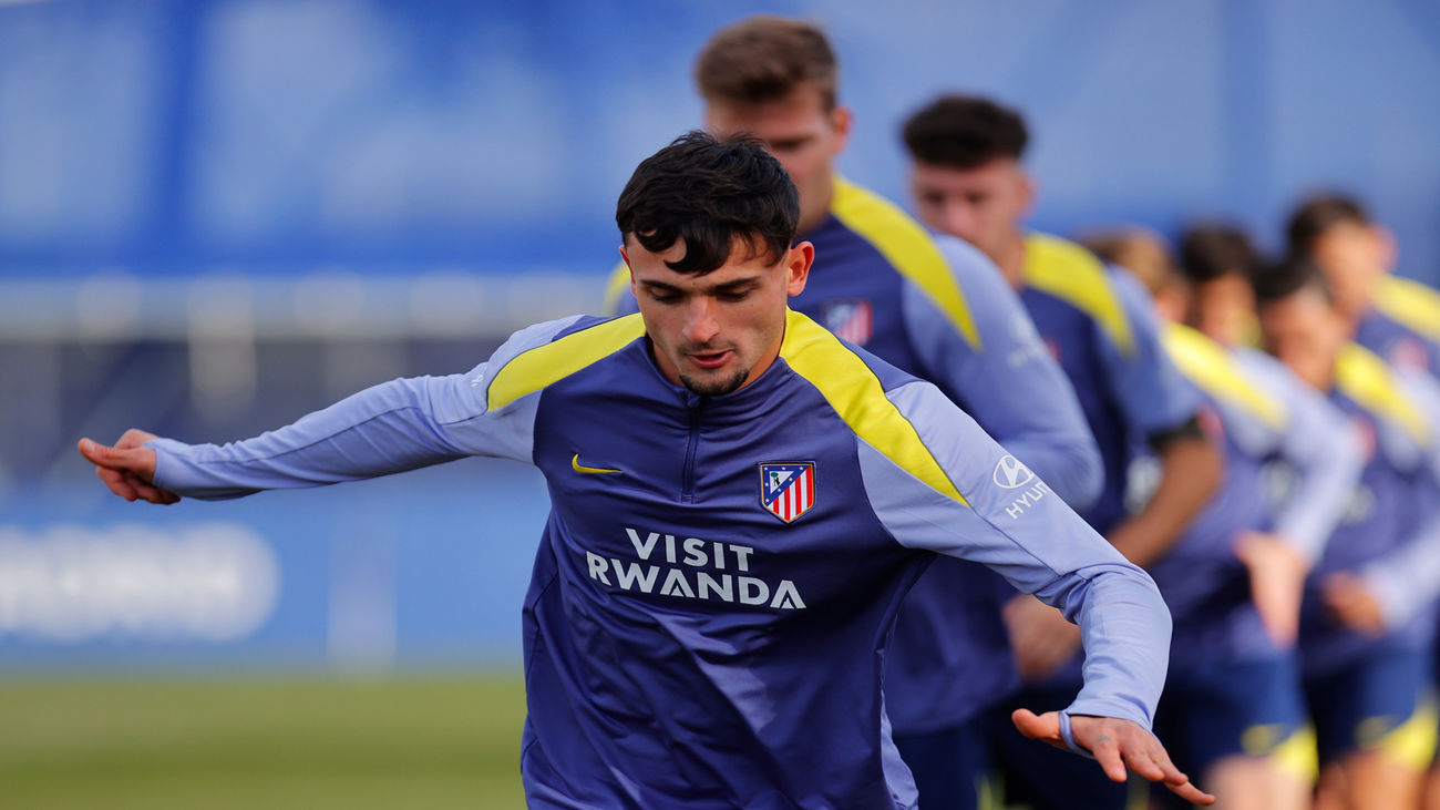 Simeone, sin Cardoso, Baena, Giménez y Llorente