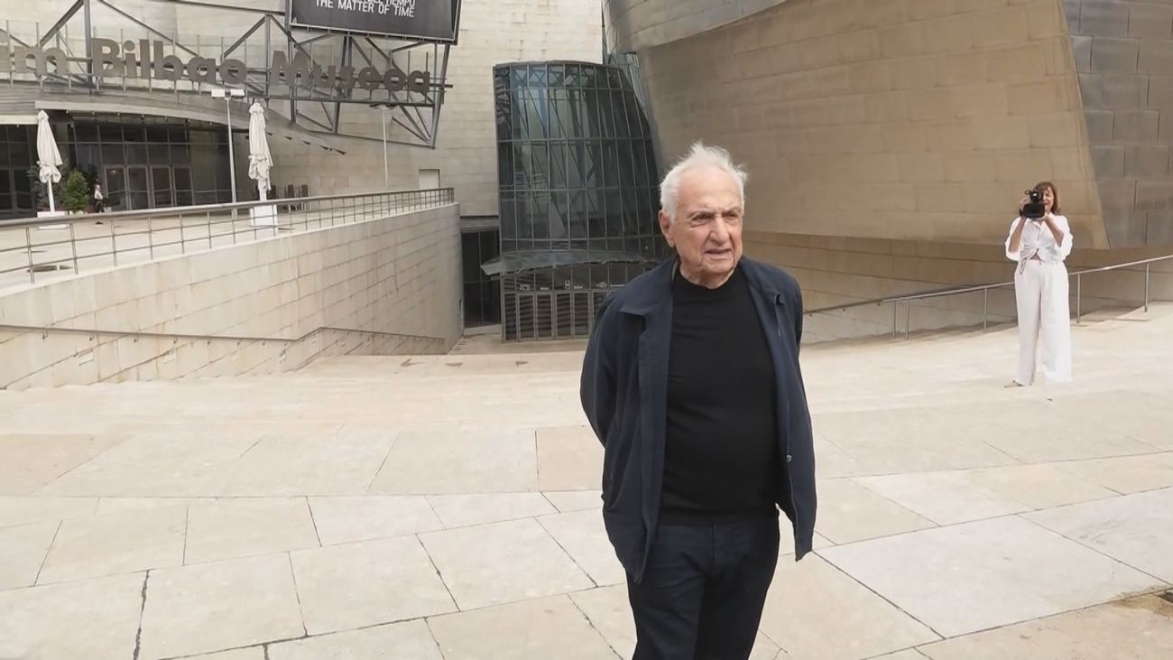 Muere a los 96 años de edad el arquitecto Frank Gehry, autor del Guggenheim de Bilbao