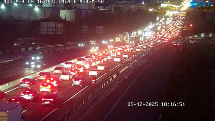 Tráfico lento de salida en la A-4  entre Getafe y Pinto y en la A-6 a la altura de Las Rozas