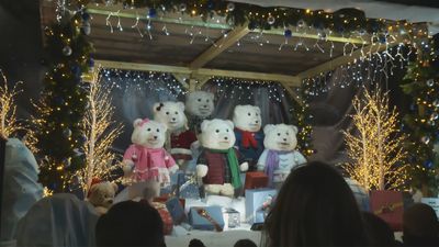 El Escorial se ilumina con su espectacular encendido de Navidad