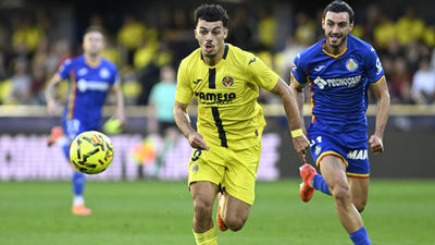 2-0. La expulsión de Luis Milla sentencia al Getafe en Villarreal