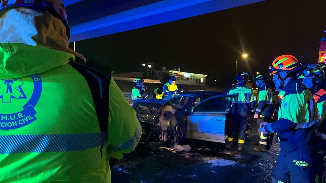 Tres heridos, uno de ellos grave, en una colisión al circular un coche en sentido contrario en la M-607