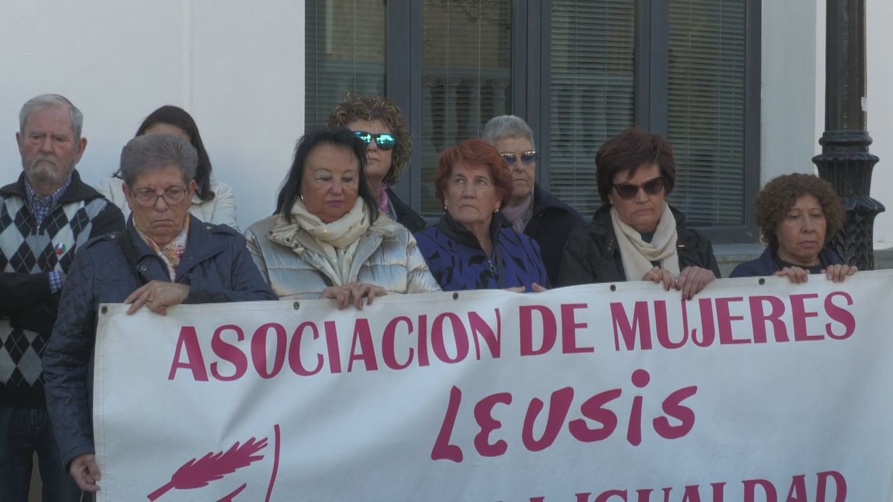 Detenido por matar a puñaladas a su pareja y quemar la casa en Sevilla