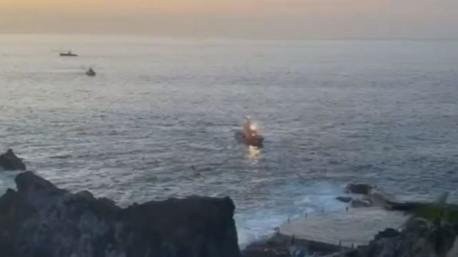 Tres personas mueren al ser arrastradas por una ola en Tenerife