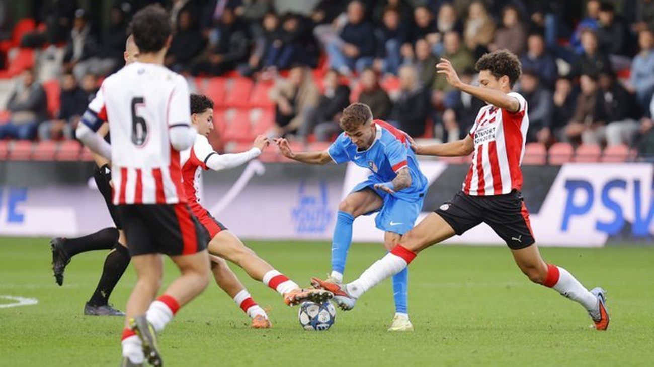El Atlético de Madrid juvenil ante el PSV Eindhoven