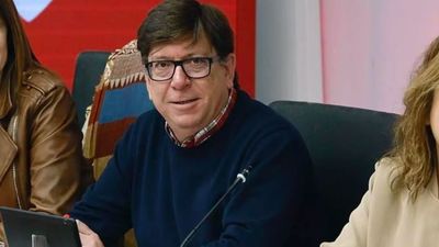 Críticas de todos los colores a la gestión del caso Salazar por el PSOE y el Gobierno