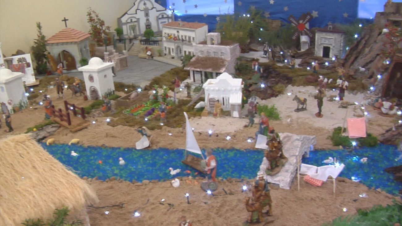 Visitamos el Belén Municipal de San Martín de Valdeiglesias, donde los vecinos han recreado su municipio en el nacimiento